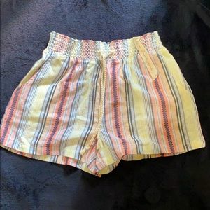 High waisted Bermuda shorts